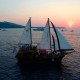 Excursión Caldera con Puesta Sol a bordo bajo Oia 5h tardes