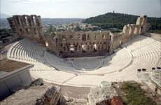 Odeon de Herodes Ático en la Acrópolis de Atenas