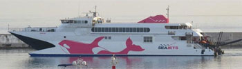 El Mega barco ferry MegaJet de SeaJets en Grecia El Mega barco ferry MegaJet de SeaJets en Grecia