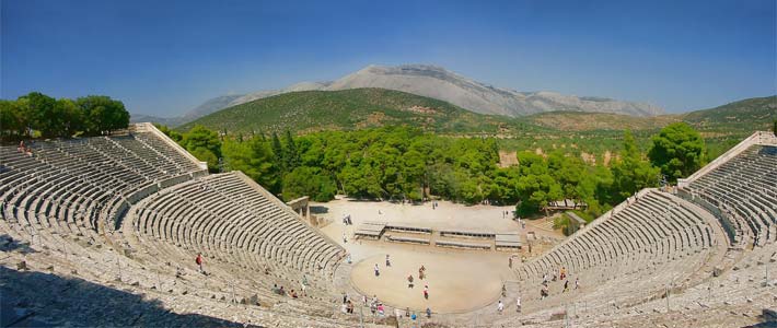 La Antigua Corinto, en el Peloponeso de la Grecia Continental