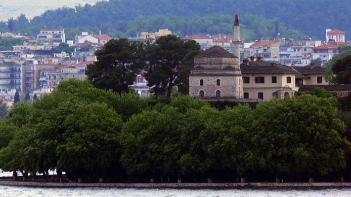 Ioanina, en la región de Epiro de la Grecia Continental