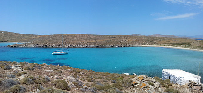 Isla griega de Rhenia desde Mykonos