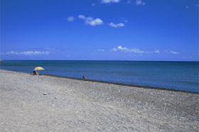 Playa de Monolithos en Santorini