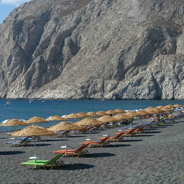 Playa de Perissa Beach (Perisa) en Santorini