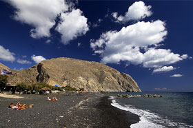 Playa de Perissa Beach (Perisa) en Santorini