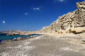 Playa de Perivolos en Santorini