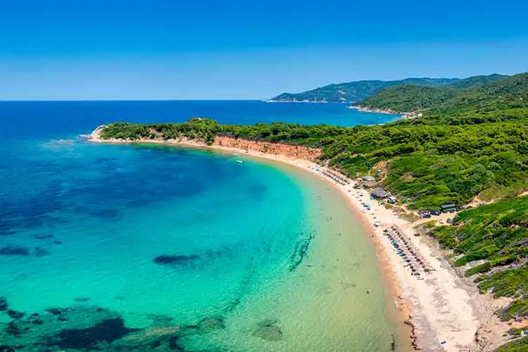 Playa de Mandrakia en Skiathos